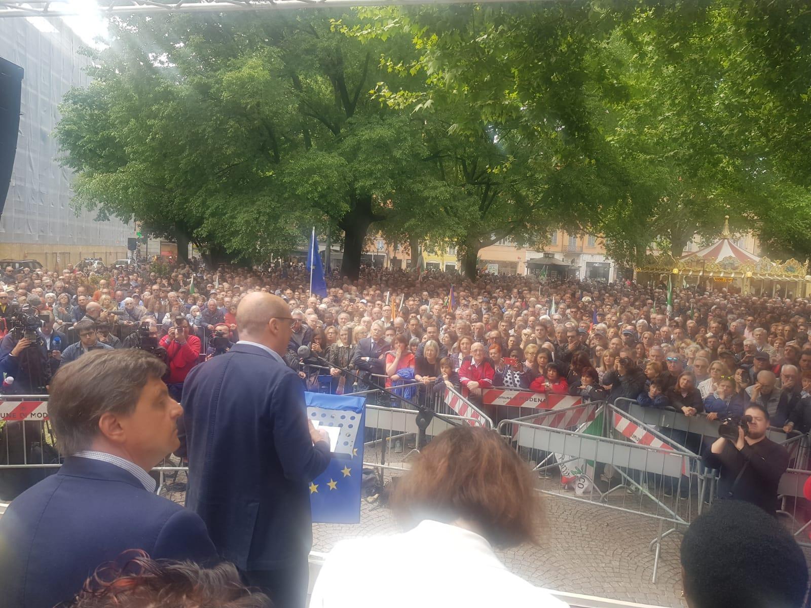 Dopo Salvini ecco Zingaretti: "Tenetevi stretta la vostra Modena" 