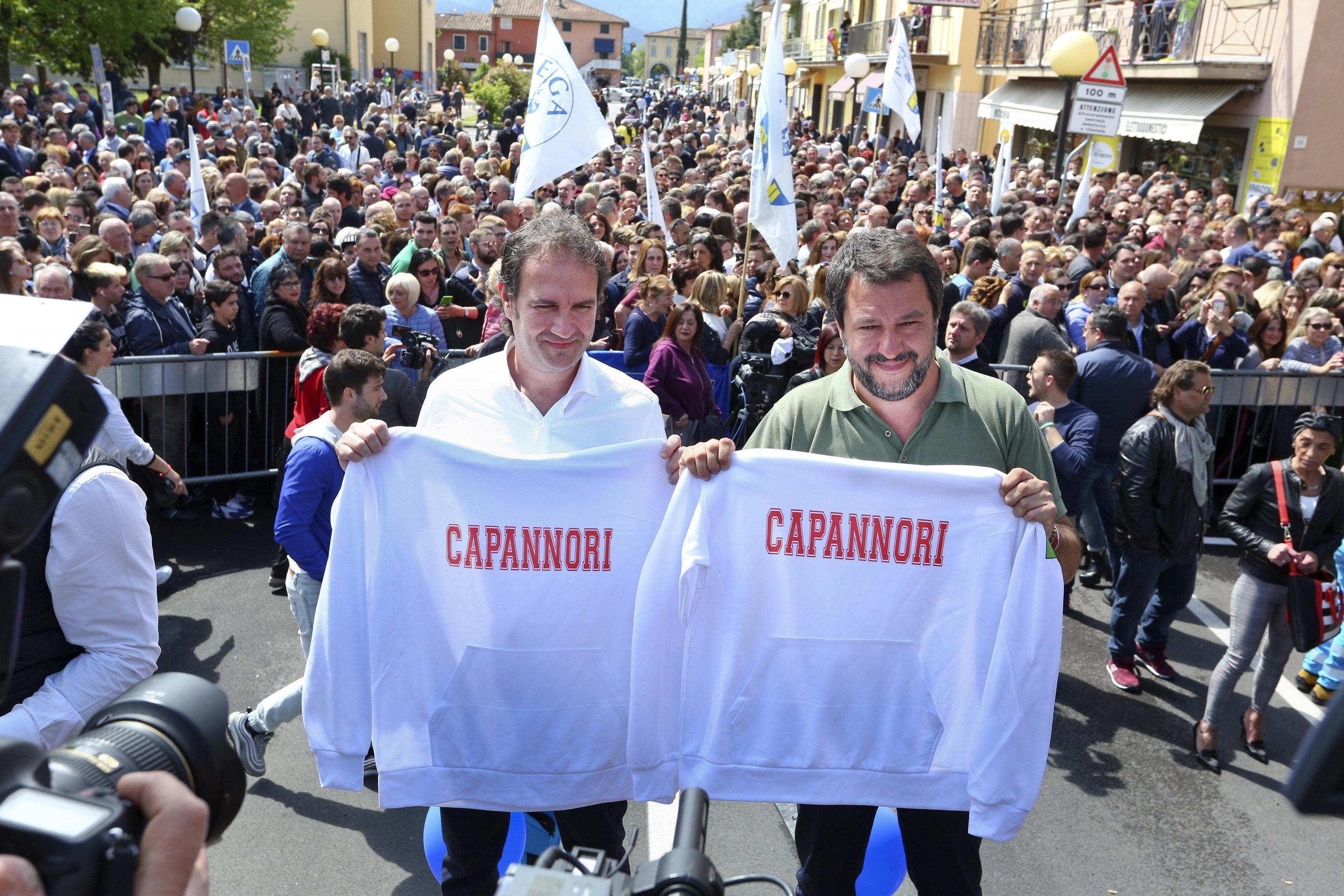 Matteo Salvini con Slvadore Bartolomei a Capannori (Foto Matteo Bini)