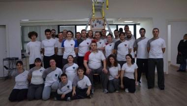 Malacarne con un gruppo di allievi 