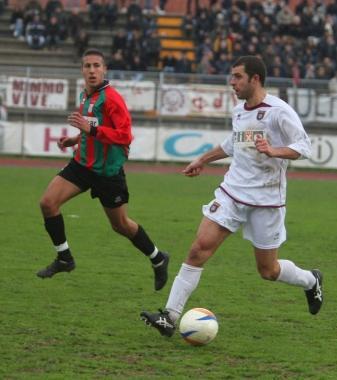 Matteo Nol&egrave; in maglia bianca 