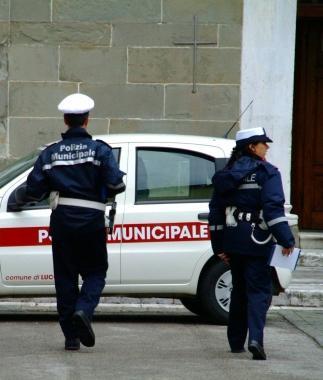 Vigili urbani (foto di archivio)   