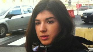 Alcuni partecipanti al corteo: da sinistra Elena Mannari, Giacomo Luciani e due genitori, ovvero Franco Ponzecchi e Jacopo Olivi