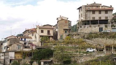 Città in lutto per Don Varotto parroco di Capezzano Monte