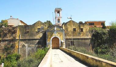 Detenuto tenta il suicidionel carcere di Porto Azzurro