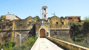 Detenuto tenta il suicidionel carcere di Porto Azzurro