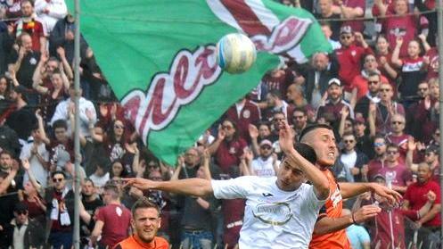 Pistoiese senz’anima prende tre schiaffi dall’Arezzo