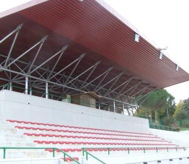 La tribuna dello stadio 