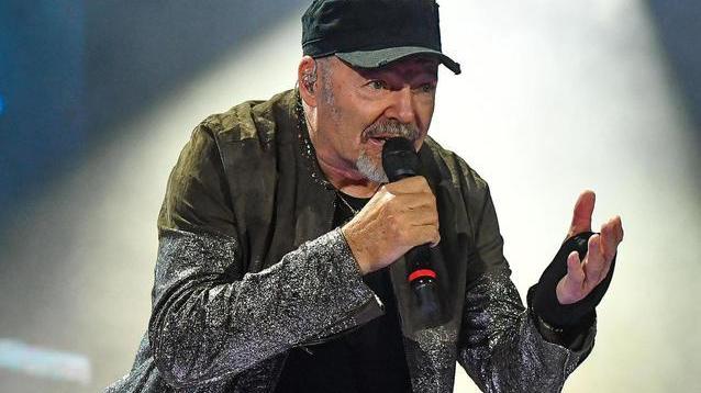 Pronta a salpare Rhapsody la nave dedicata al mito di Vasco Rossi