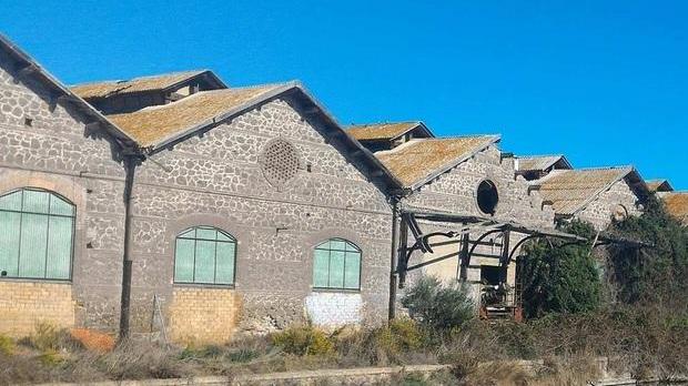 Ex Sitoco, inizia la rimozione dei pannelli di amianto