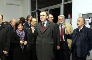 Il presidente Enrico Rossi in un incontro ad Aulla e gli effetti dellalluvione 