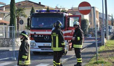 Famiglie costrette ad abbandonare casa per una fuga di gas 