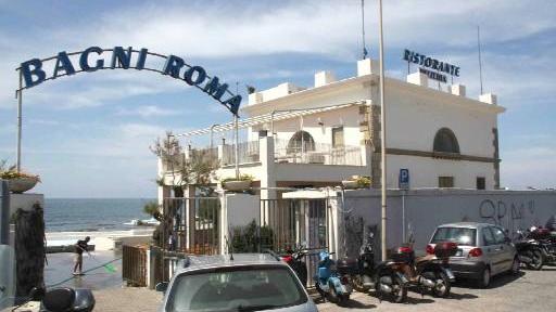 Da domenica stabilimenti balneari aperti a turno