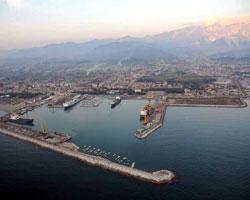 Le dieci spine che frenano Carrara 