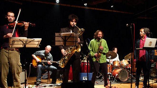 L’afro-beat dei Dinamitri Jazz Folklore