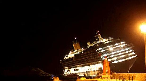 Nave da crociera si incaglia all'Isola del Giglio "Sei morti, forse altre persone nella nave" E' corsa contro il tempo - Le testimonianze 1 / 2