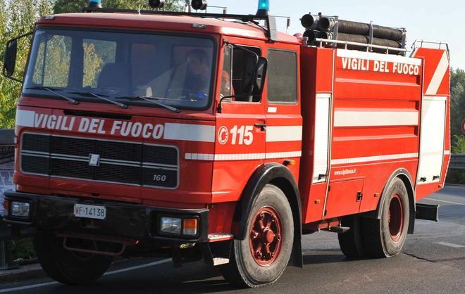 A fuoco il forno nell’asilo, bimbi allontanati 