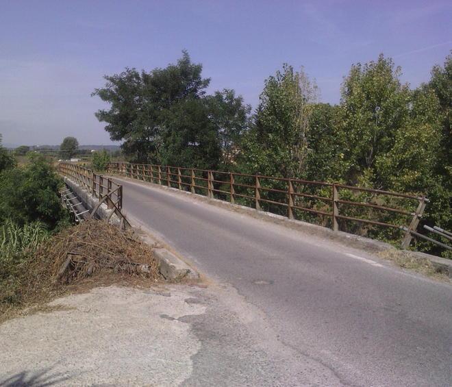 Il ponte è pericoloso lunedì il via ai lavori