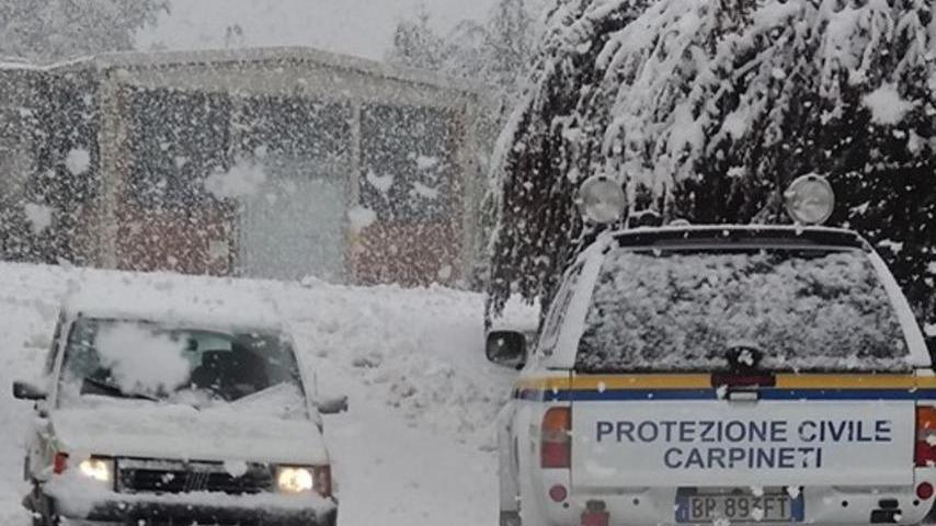 Carpineti, troppa neve: 60 scout bloccati a San Pietro