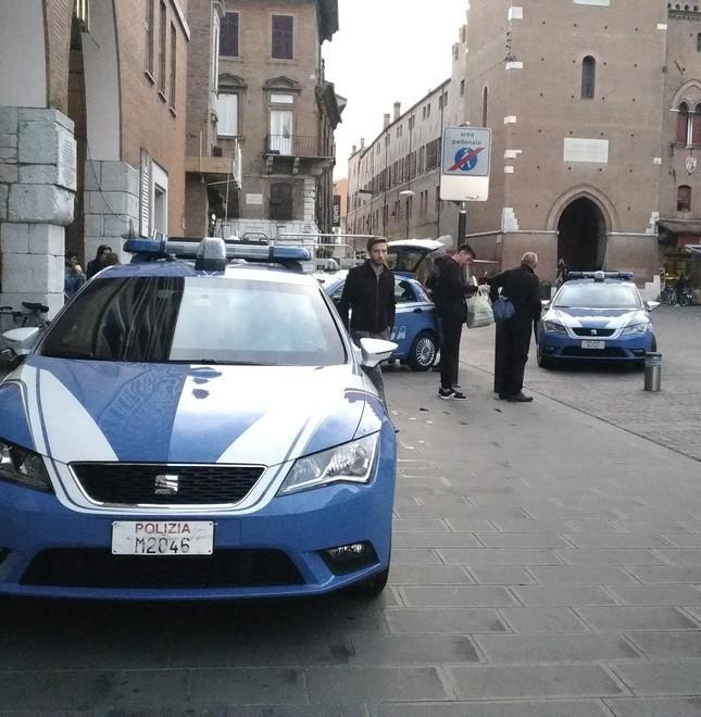 Famiglie in difficoltà Il bando per il Mantello 