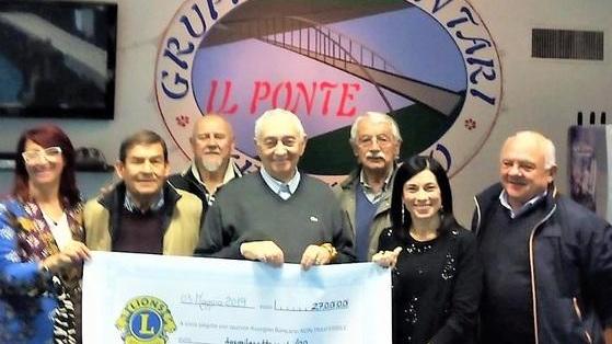 Un aiuto dai Lions all’associazione Mantello