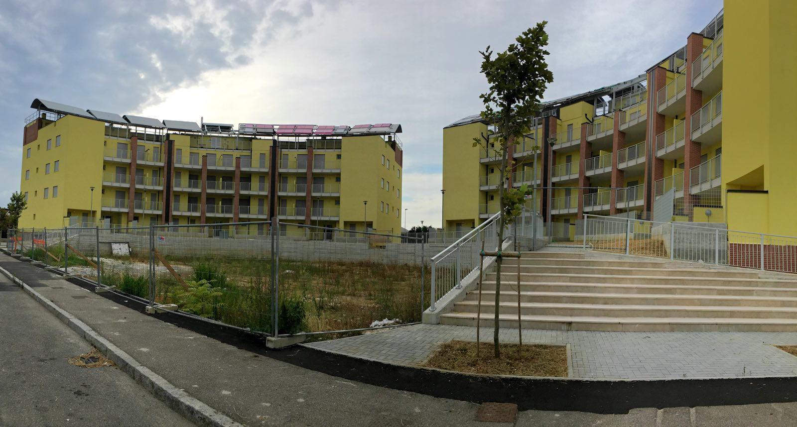 L’ex cittadella rossa di Shangai è cambiata ma soltanto a metà (e il resto cade a pezzi) 