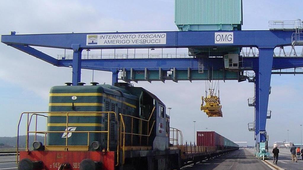 Il collegamento ferroviario con l'area interportuale