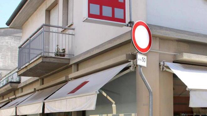 In 3 mesi 97 attività commerciali chiuse