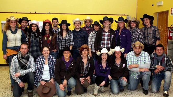 Jeans, country e balli Empoli si trasforma nel western toscano