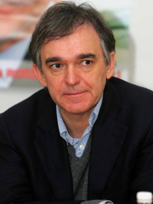 Enrico Rossi eterno secondo limita il calo al 2 per cento 