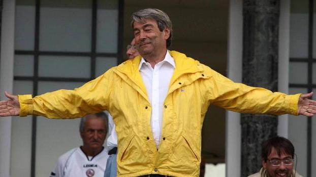 Spinelli alza il tiro: «Servono almeno 5 milioni»