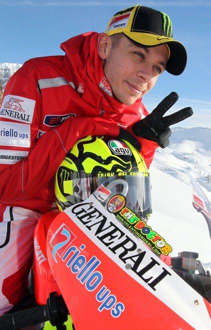 La Ducati di Valentino al Beach club 