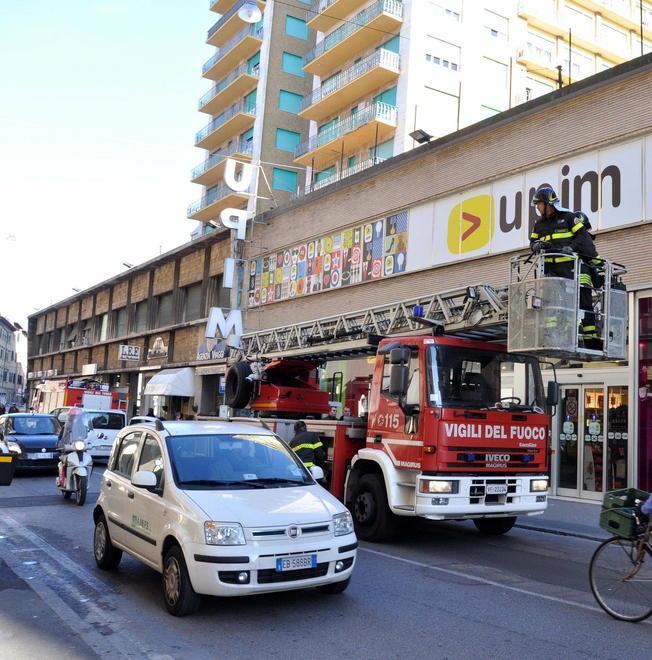 Cade intonaco, via Marradi bloccata