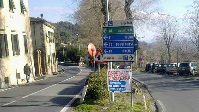 Striscioni in strada a difesa dell’ospedale