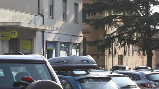 Il piano parcheggi torna a far discutere in 500 alla carica