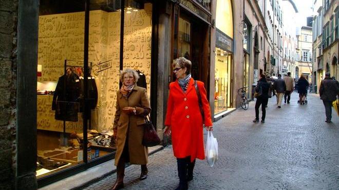 Negozi aperti domenica 22 l’ordinanza è in arrivo