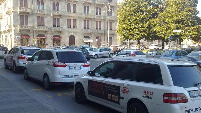 Taxi, niente guerra per le liberalizzazioni ma per gli aumenti sì