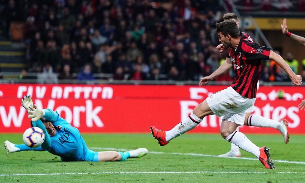 Nervosismo e sofferenza, ma il Milan c’è Suso e Borini riaprono la corsa Champions 