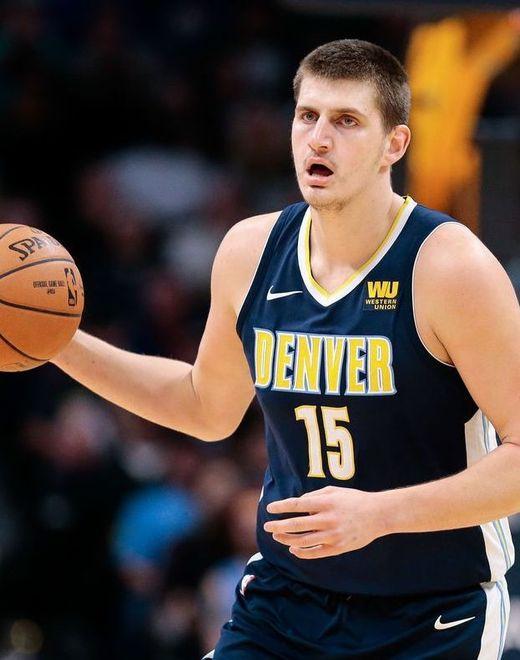 Semifinali in parità (2-2) fra Philadelphia e Toronto e fra Denver e Portland