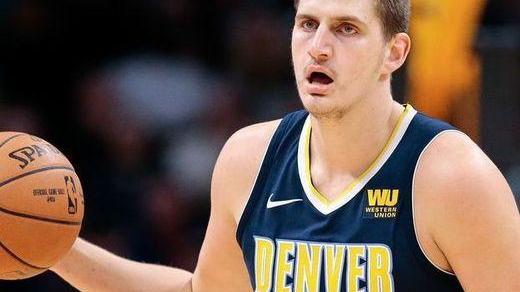 Semifinali in parità (2-2) fra Philadelphia e Toronto e fra Denver e Portland