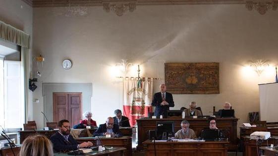Futuro di Lucca, ok il consiglio