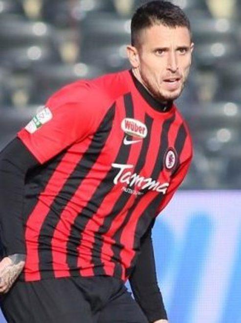 Un rigore regala la vittoria al Foggia E adesso il più 5 non è più possibile