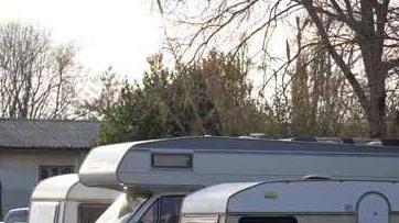 Campi nomadi, blitz all’alba