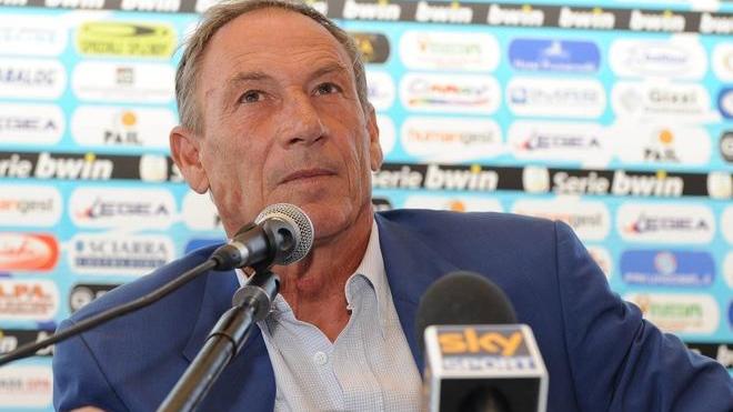 Tutti in piedi, il “maestro” Zeman torna dopo dieci anni al Castellani