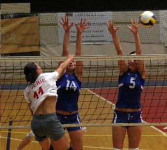 Volley: derby Baglini-Cus per la prima volta in B2 