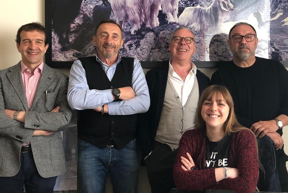 La Cinecittà toscana parte da Linosa 5 imprenditori tessili diventano produttori 