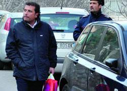 Una donna ha preso il pc del comandante 