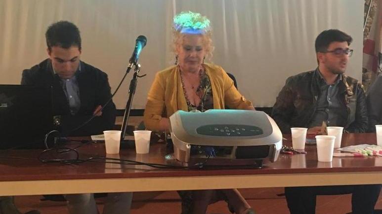 «Nessuna bandiera diamo voce ai cittadini»