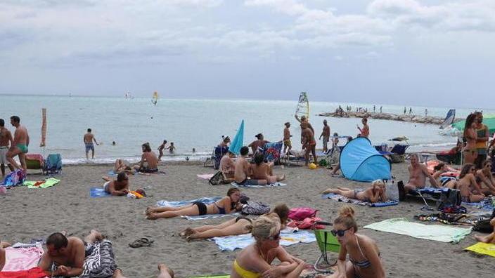 Vietati falò e animali sulle spiagge, la stagione finirà il 30 settembre