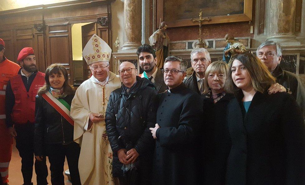 L’olio arcidossino alimenterà la lampada di Santa Caterina 