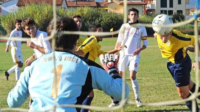 Il Fossone riposa, il Versilia calcio vince e ritorna in testa